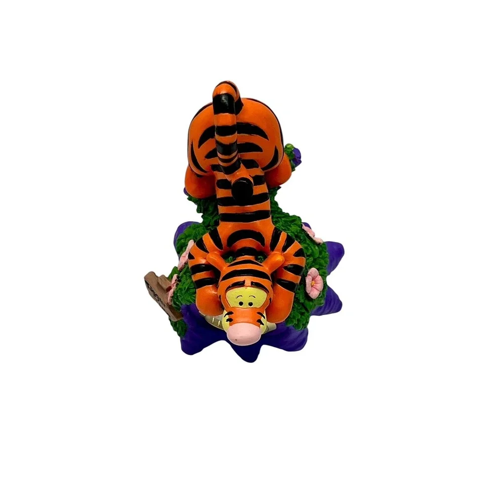 Tigger Time Winnie-the-Pooh Miniature Clock Figurine Needs Battery Fast Shipping